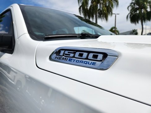 Used 2024 RAM 1500 Laramie image 27