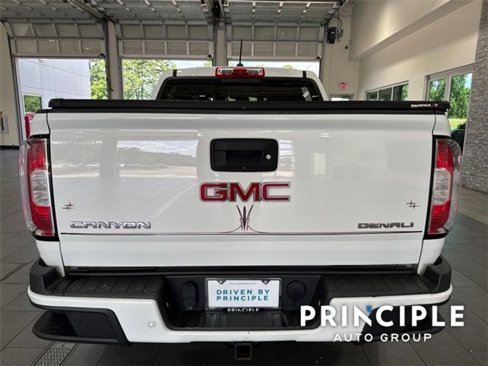 Used 2020 GMC Canyon Denali image 10
