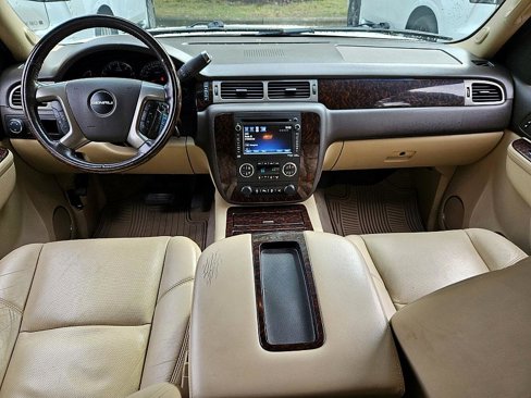 Used 2014 GMC Yukon XL Denali image 10