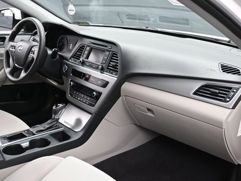 Used 2016 Hyundai Sonata SE image 30