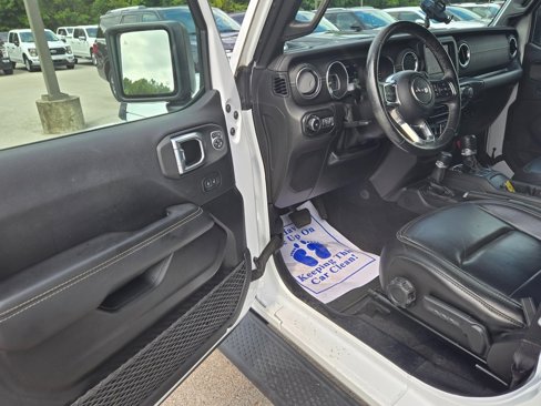 Used 2021 Jeep Wrangler Unlimited Sahara w/ Safety Group image 6