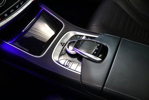 Certified 2019 Mercedes-Benz S 560 4MATIC Sedan image 28