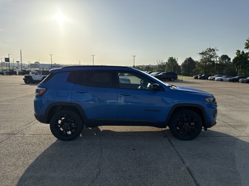 New 2025 Jeep Compass Latitude w/ Convenience Group image 8