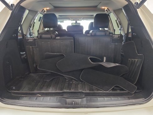 Used 2020 Nissan Pathfinder SL image 5