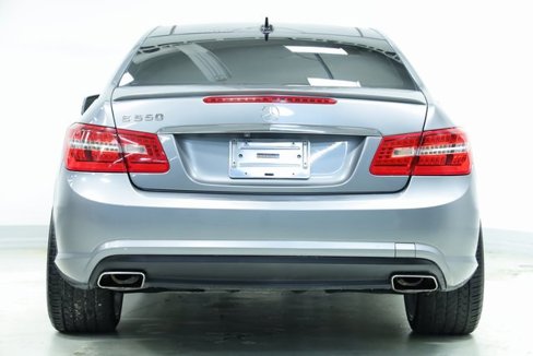 Used 2011 Mercedes-Benz E 550 Coupe image 6