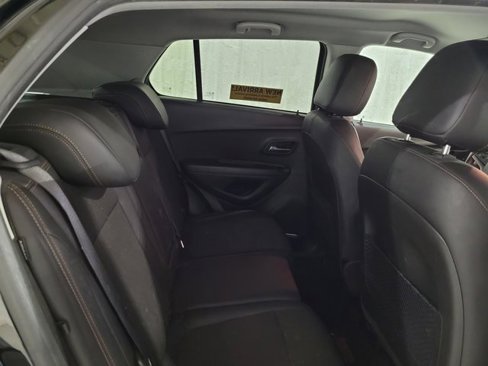 Used 2020 Chevrolet Trax LT w/ Driver Confidence Package image 46