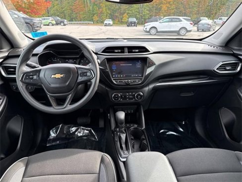 Used 2023 Chevrolet TrailBlazer LT w/ Convenience Package image 21
