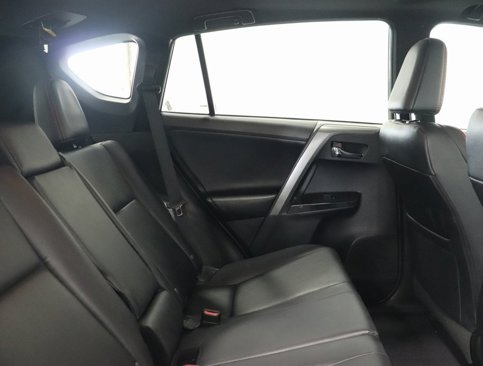 Used 2017 Toyota RAV4 SE image 24