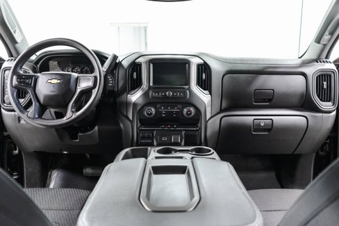 Used 2020 Chevrolet Silverado 1500 Custom w/ Custom Value Package image 9