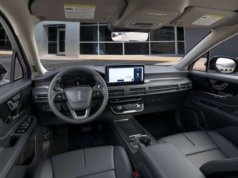 New 2025 Lincoln Corsair AWD w/ Equipment Group 101A image 9