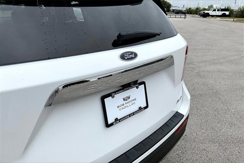 Used 2022 Ford Explorer XLT w/ Equipment Group 202A image 31