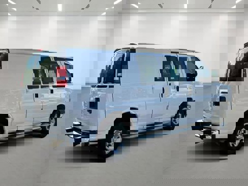 Used 2023 Chevrolet Express 2500 w/ Driver Convenience Package image 4