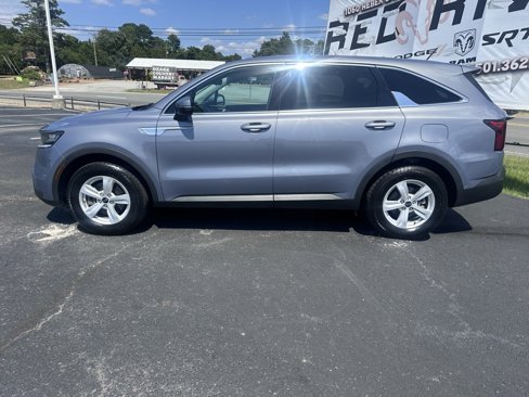 Used 2021 Kia Sorento LX image 20