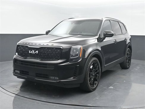 Used 2022 Kia Telluride SX w/ SX Prestige Package image 3