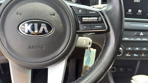 Used 2021 Kia Sportage S image 16