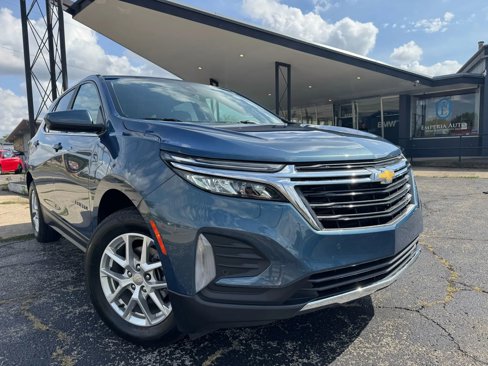 Used 2024 Chevrolet Equinox LT w/ LPO, Floor Liner Package image 3