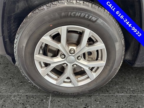 Used 2021 Jeep Grand Cherokee L Limited image 11