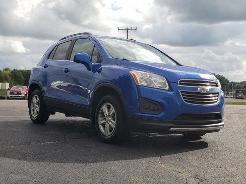 Used 2016 Chevrolet Trax LT w/ LT Convenience Package image 9