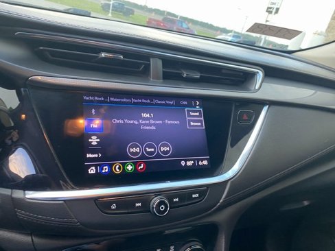 Used 2021 Buick Encore GX Essence image 19