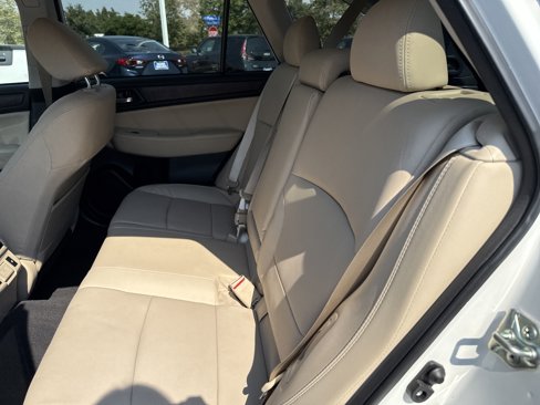 Used 2019 Subaru Outback 2.5i Limited w/ Popular Package #2 image 14