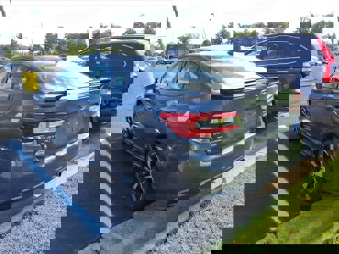 Used 2018 Subaru Impreza 2.0i Sport image 2