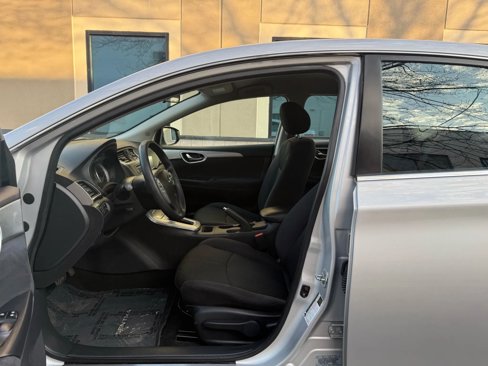 Used 2013 Nissan Sentra SR image 17