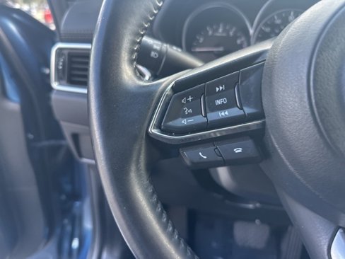 Used 2017 MAZDA CX-5 Touring image 16
