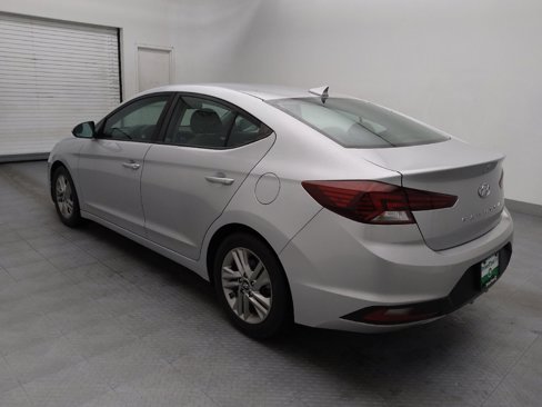 Used 2019 Hyundai Elantra SEL image 3