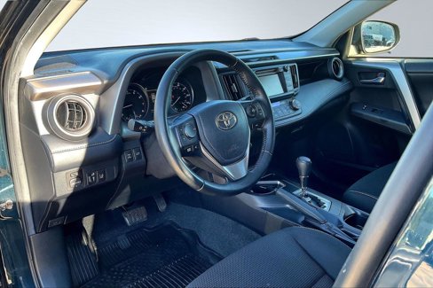 Used 2017 Toyota RAV4 XLE image 14