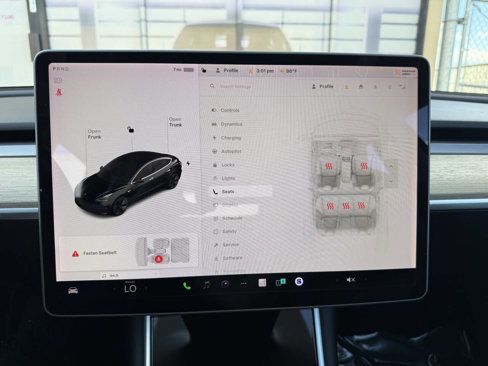 Used 2019 Tesla Model 3 Standard Range Plus image 17