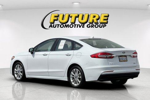 Certified 2020 Ford Fusion SE image 5