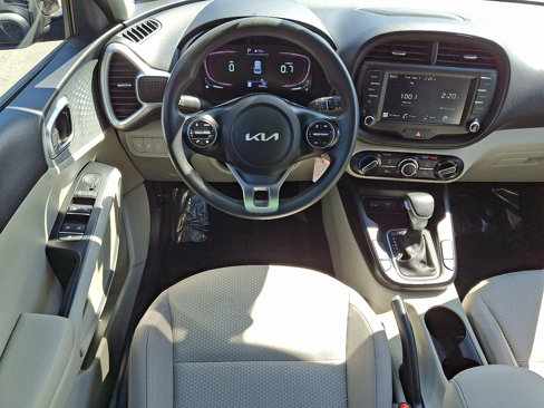 Certified 2023 Kia Soul LX image 11