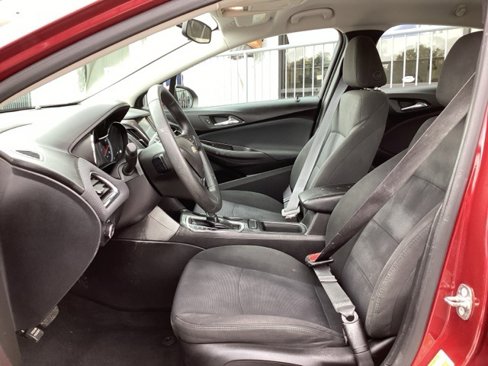 Used 2017 Chevrolet Cruze LT w/ Convenience Package image 21