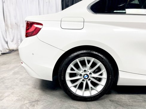 Used 2016 BMW 228i Coupe w/ Premium Package image 10