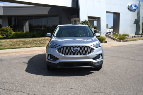 Used 2024 Ford Edge SEL image 10