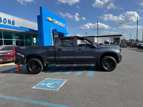 Used 2021 Chevrolet Silverado 1500 LT Trail Boss image 8