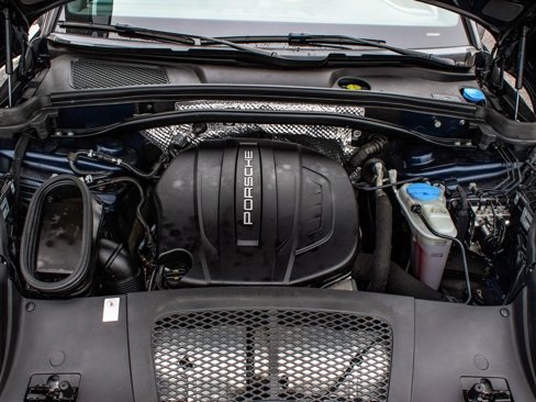 Used 2018 Porsche Macan image 46