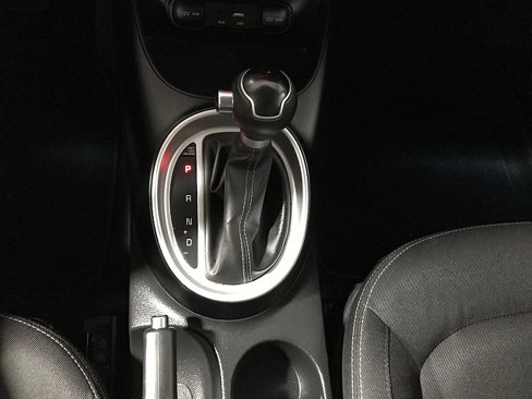 Used 2017 Kia Soul + image 29