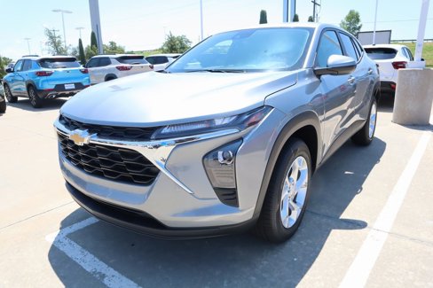 New 2025 Chevrolet Trax LS w/ LS Convenience Package image 10