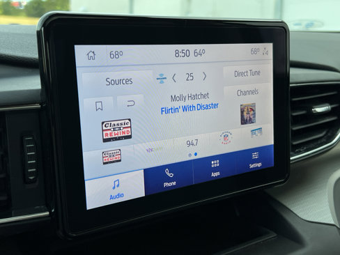 Used 2020 Ford Explorer XLT w/ Equipment Group 202A image 30