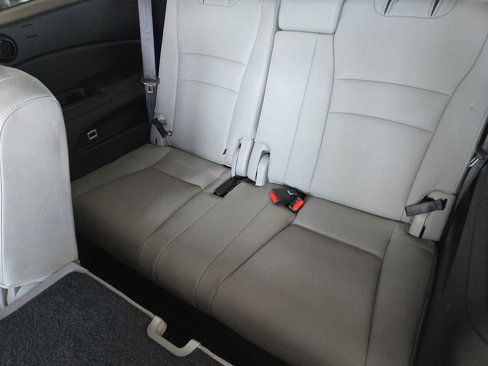 Used 2017 Honda Pilot Touring image 30