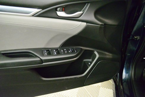 Used 2017 Honda Civic EX-L image 25
