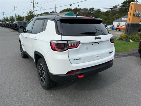 Certified 2024 Jeep Compass Trailhawk image 6