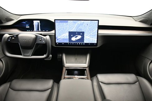 Used 2022 Tesla Model S image 21