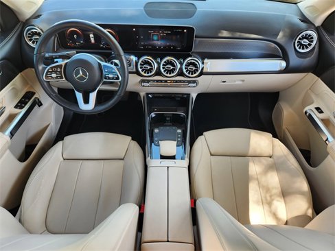 Used 2021 Mercedes-Benz GLB 250 image 25