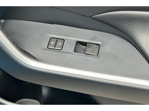 Used 2019 Toyota RAV4 LE image 20