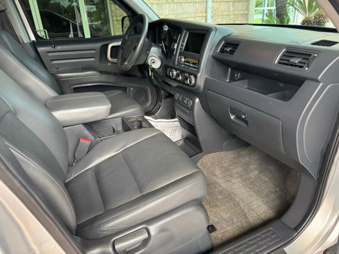 Used 2014 Honda Ridgeline SE image 28
