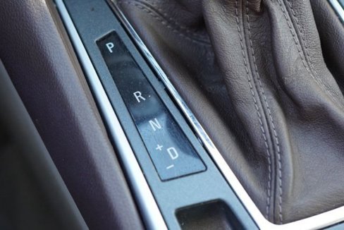 Used 2011 Cadillac SRX Luxury image 32