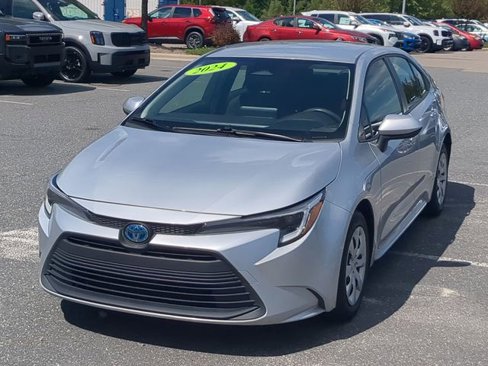 Used 2024 Toyota Corolla LE image 8