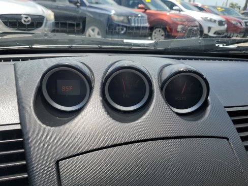 Used 2006 Nissan 350Z Touring image 15